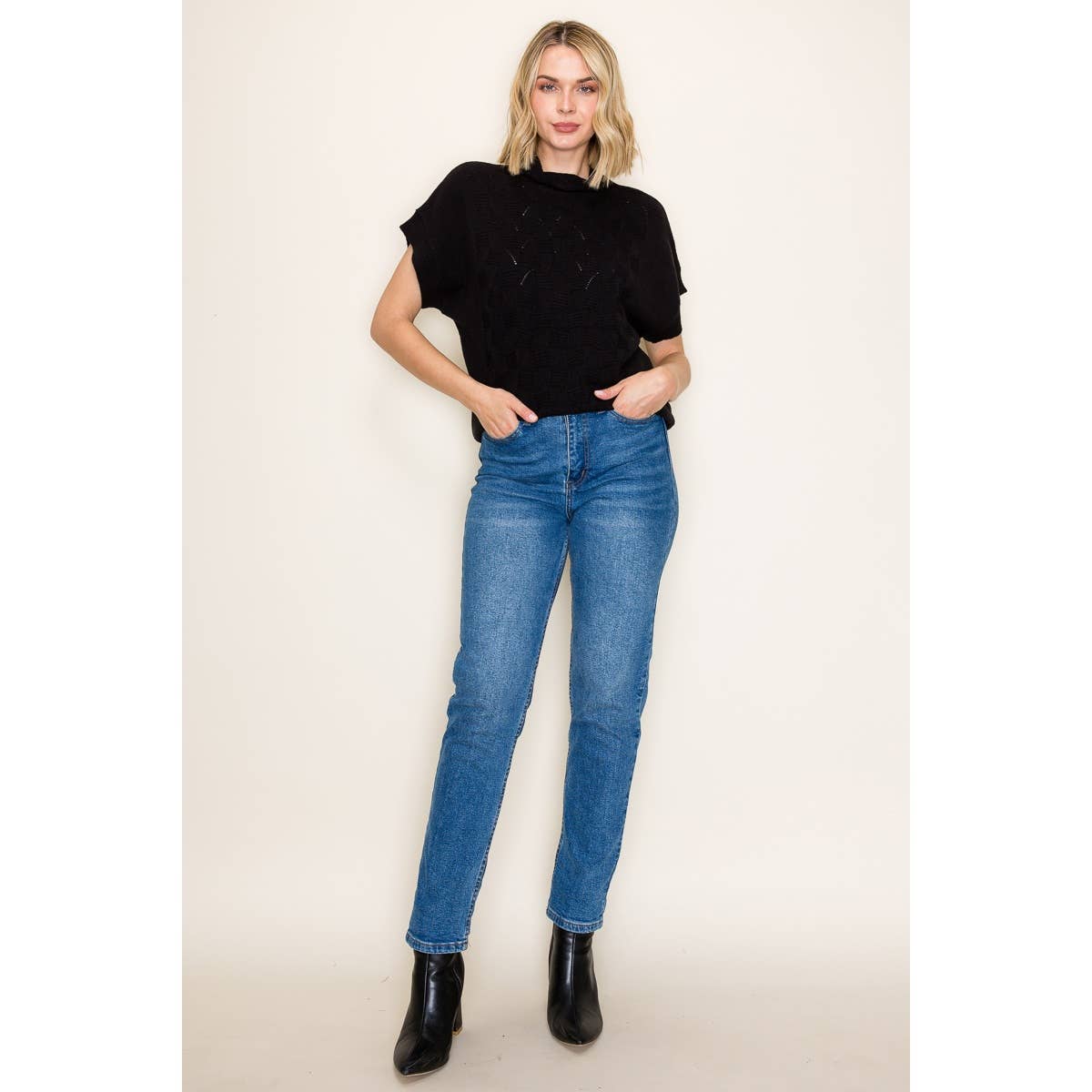 MOCK NECK EXTENDED SHORT SLEEVE SWEATER