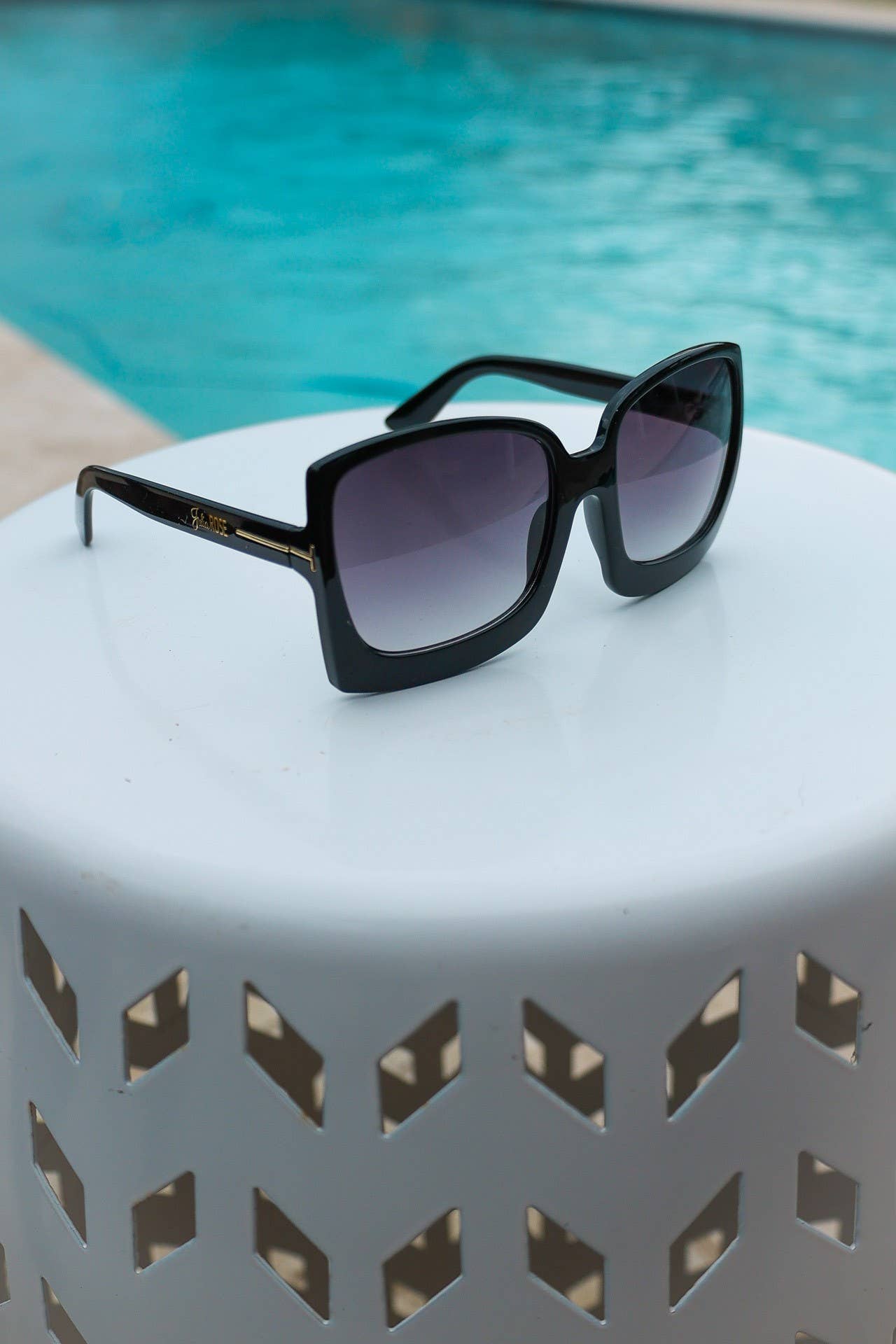 Black / Gray Megan Oversized Sunglasses*