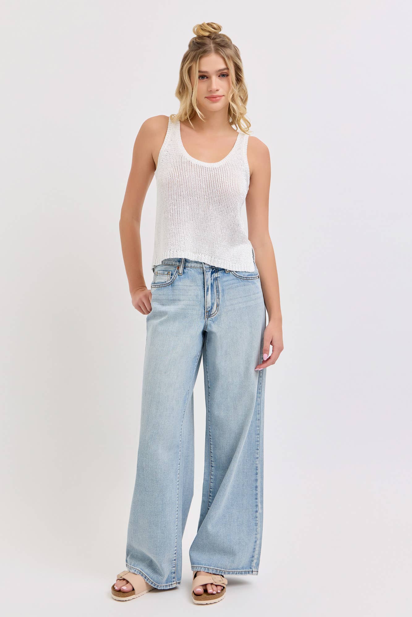 Mid Rise Wide Leg Jeans