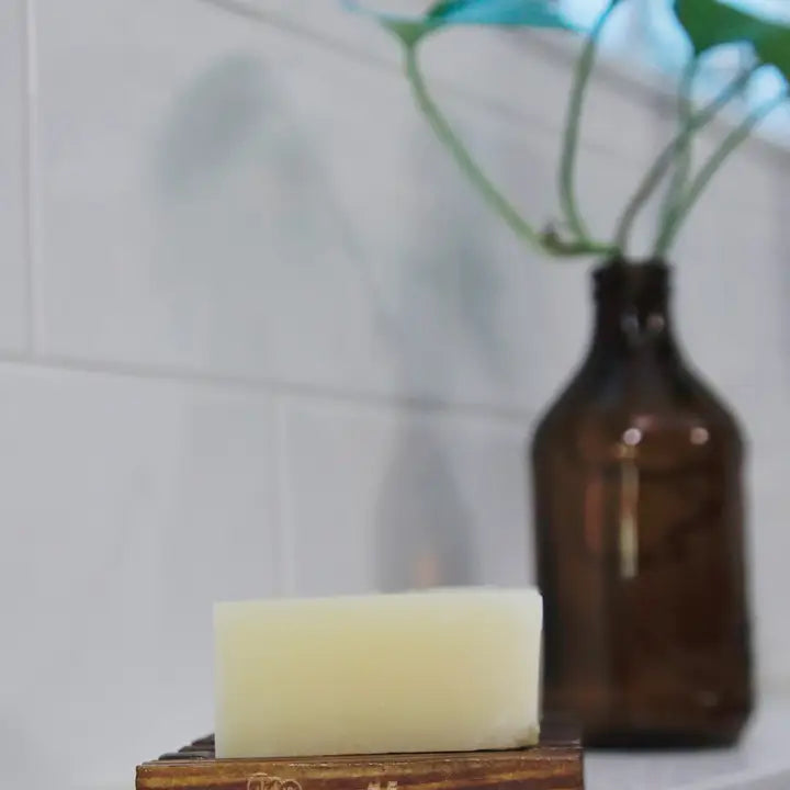 STAINED WOOD SOAP DISH