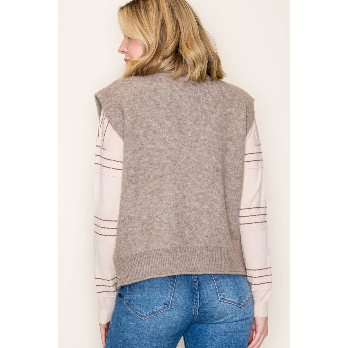 SWEATER VEST WITH PATCH POCKETS