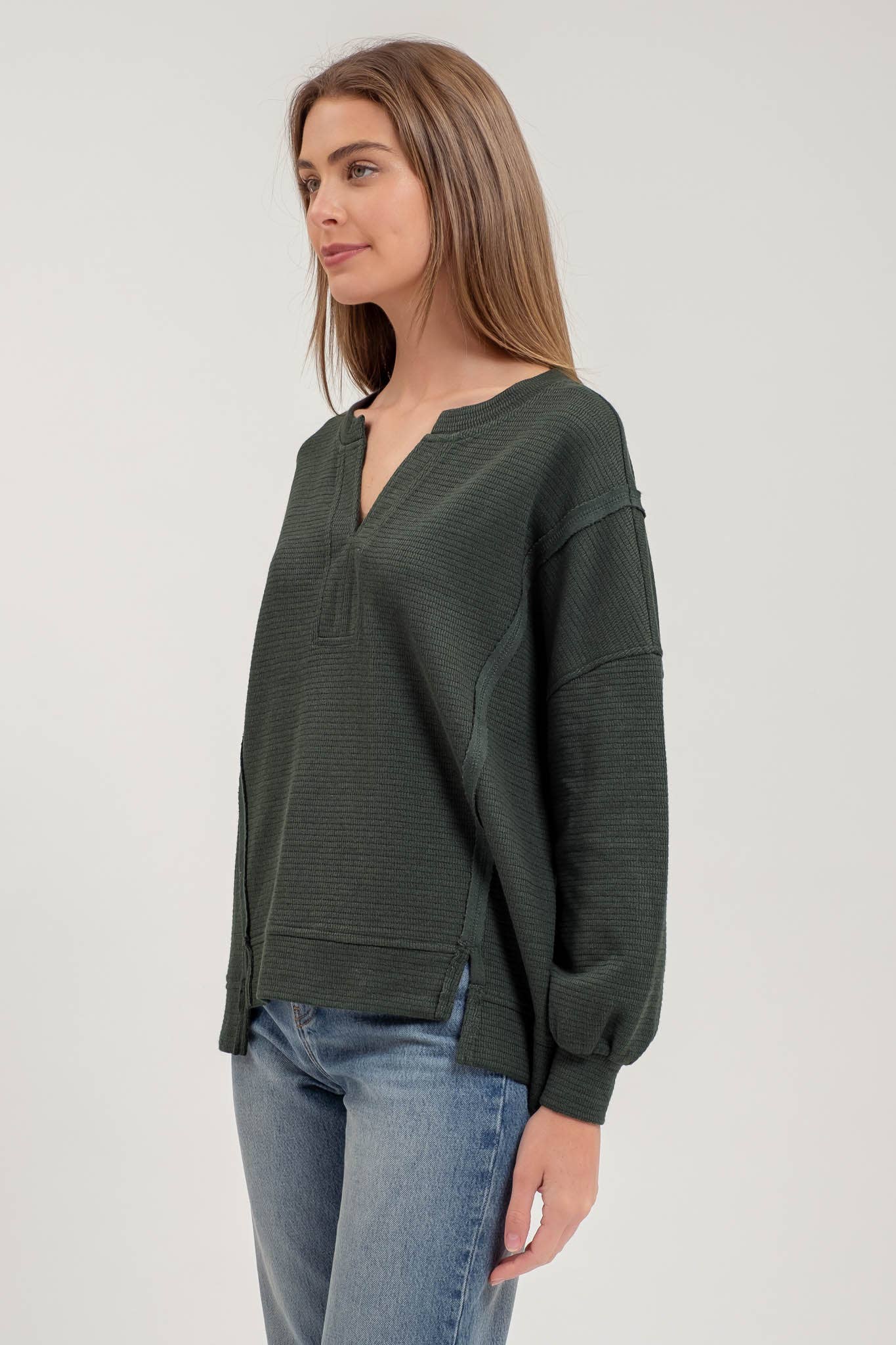 SPLIT NECK LONG SLEEVE KNIT TOP