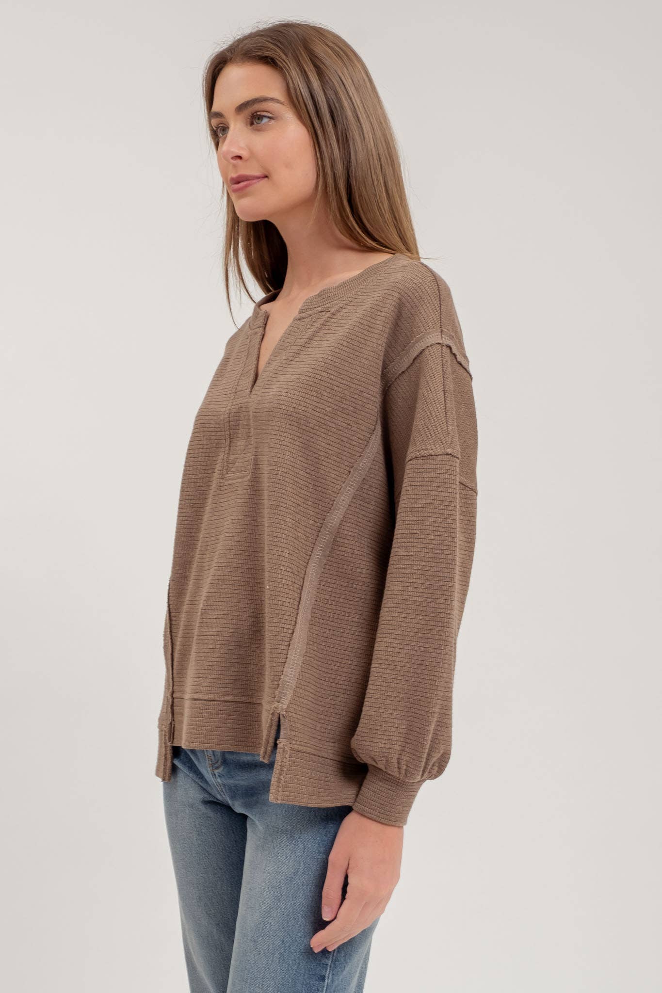 SPLIT NECK LONG SLEEVE KNIT TOP