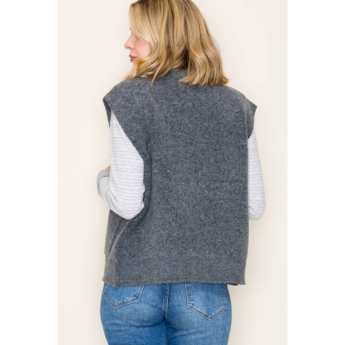 SWEATER VEST WITH PATCH POCKETS