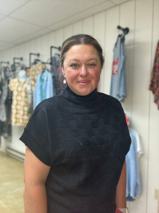 MOCK NECK EXTENDED SHORT SLEEVE SWEATER